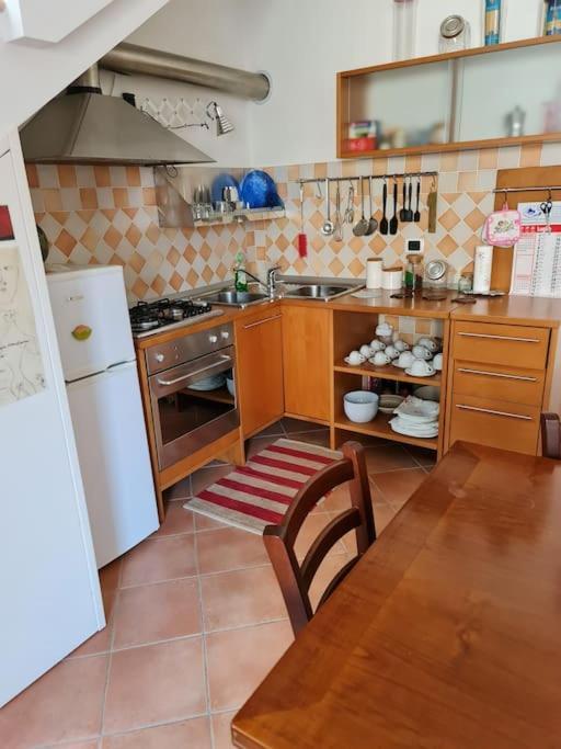 Scrigno Del Borgo-Intero Alloggio Montelupone 外观 照片