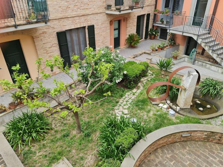 Scrigno Del Borgo-Intero Alloggio Montelupone 外观 照片